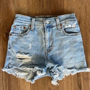 Levi’s jean shorts